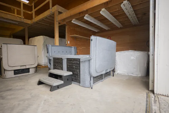 Eco Spa E3 with steps, from the side