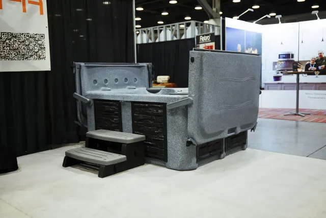 Eco Spa E3 hot tub in the showroom, photo 7