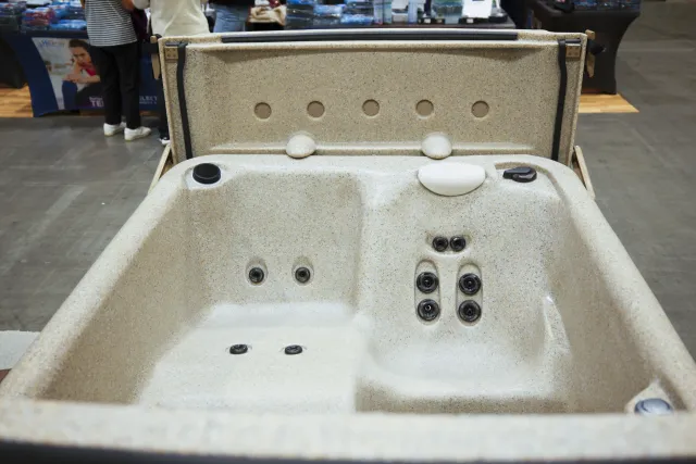 Eco Spa E5 interior with the cover open